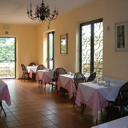Bonelli Hotel