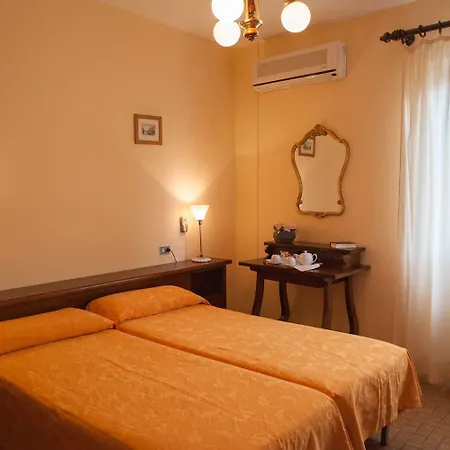 Bonelli Hotel